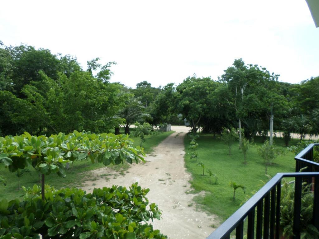 River Park Inn San Ignacio Exterior foto